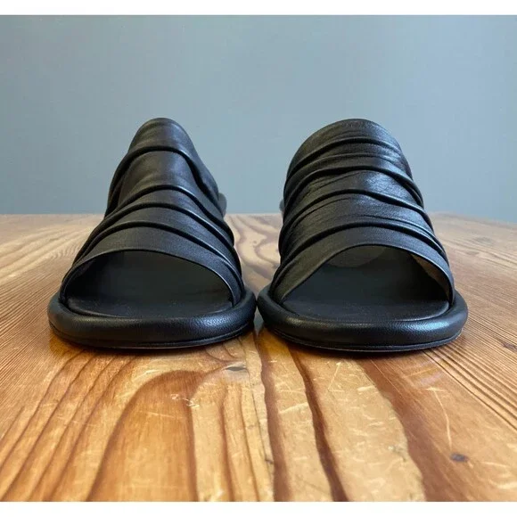 40 - Lauren Manoogian Black Leather Ruche Slide Heels Shoes NEW w/ Box 0416JW - Picture 2 of 7